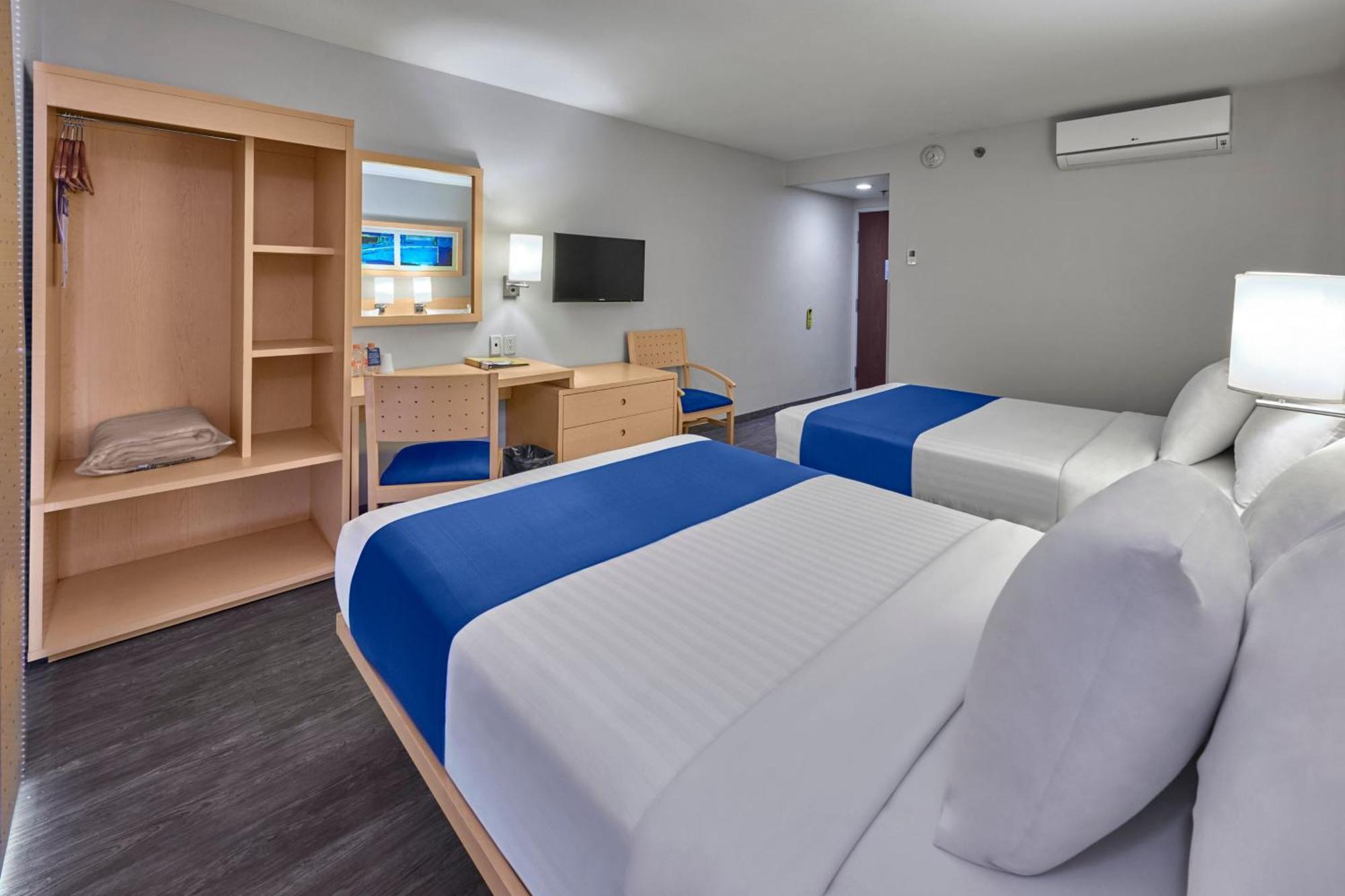City Express By Marriott Aguascalientes Sur Exterior photo
