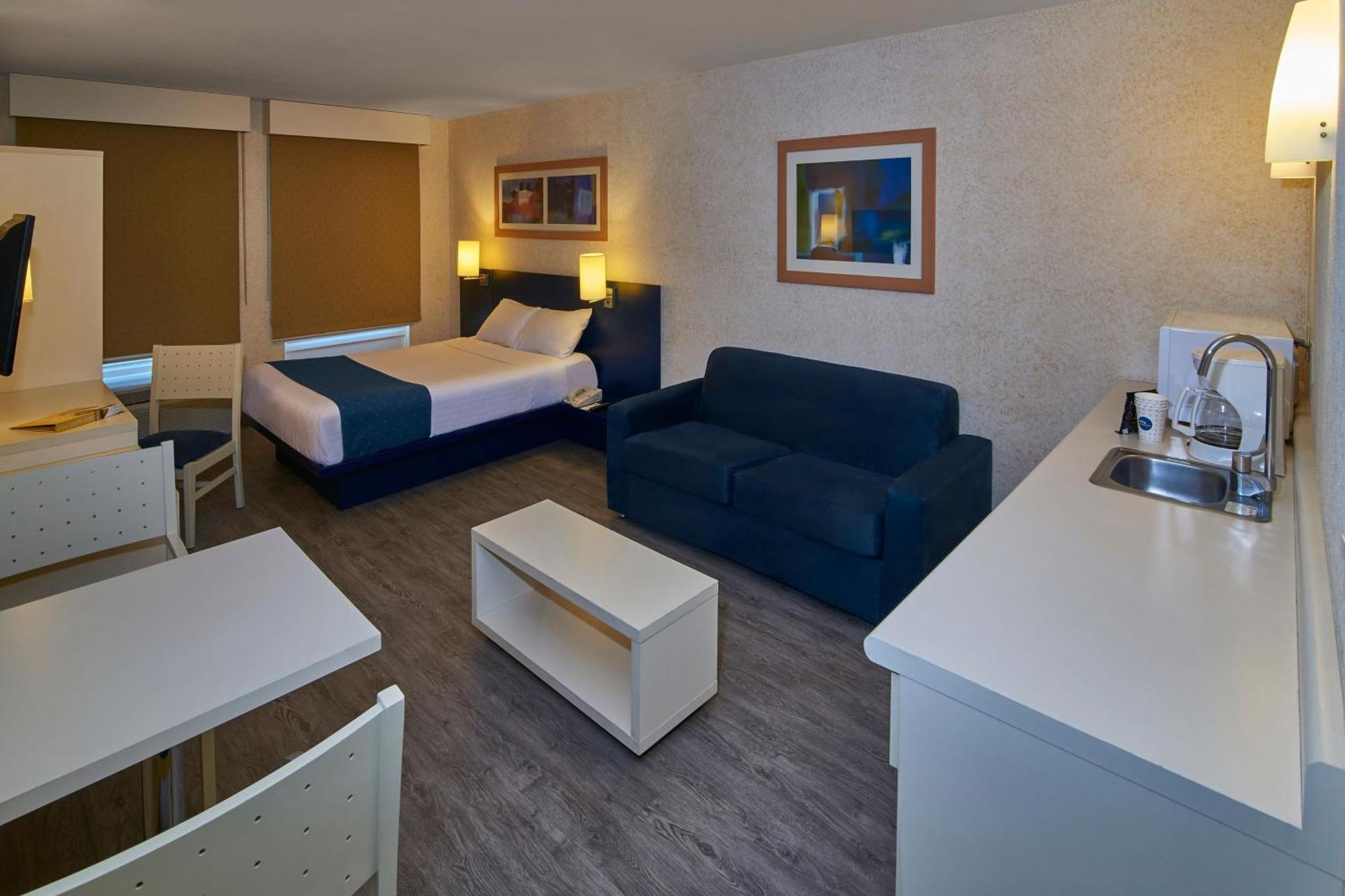 City Express By Marriott Aguascalientes Sur Exterior photo